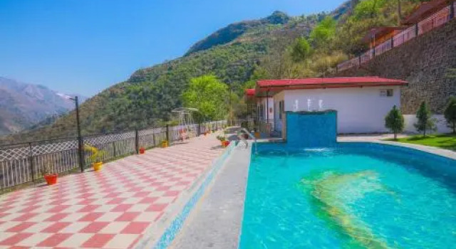 V Resorts Albert Lodge Mussoorie, Rezervovat Hotel Mussoorie Uttarakhand