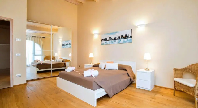 Luxury Large Apt in Siena Resort at Falcon, Book Resort Trequanda Crete Senesi