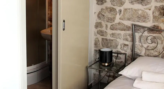City Rooms Šibenik, Забронировать Отель Отели Шибеник 3 звезды, рядом с Sibenik Town Museum, 3*