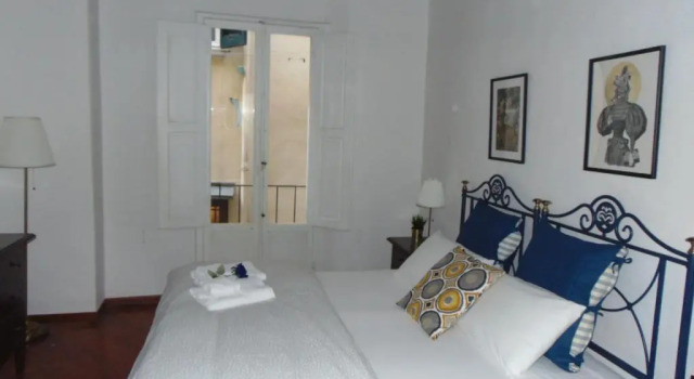 Dantes Rooms, Забронировать Отель Уффици Флоренция, рядом с Дом Буонаротти