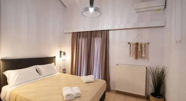 Drakatos Apartment 1B Z