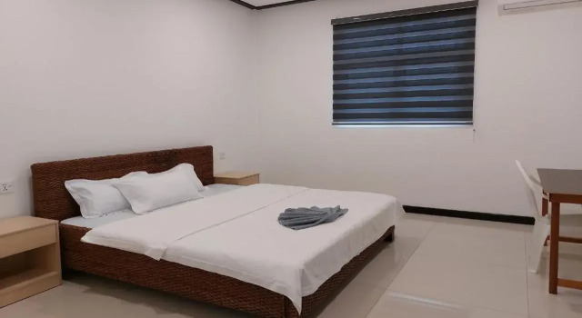 Marina Hotel, Prenota Hotel Noro Western Province