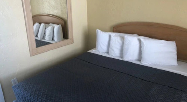 Misty Isles Redington Beachfront Suites 1 to 4