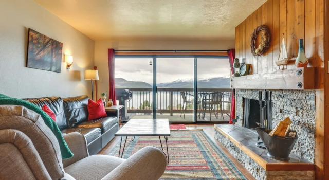 8 Mi to Keystone Resort: Dillion Condo w/ Hot Tub!, Book Lejlighed Dillon Vail Ski, nær Dillon Reservoir