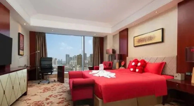 Семейный люкс с 2 комнатами Wuhan Soluxe Hotel