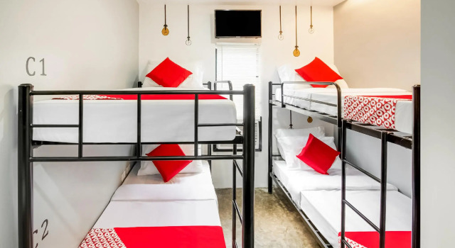 Кровать в общем номере The Pocket Hotel