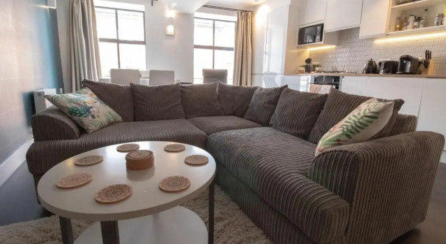 The New52 Oxford by Top Quality Suites - Bespoke 2 Bed Luxury Apartment in the Heart of Oxford City Center