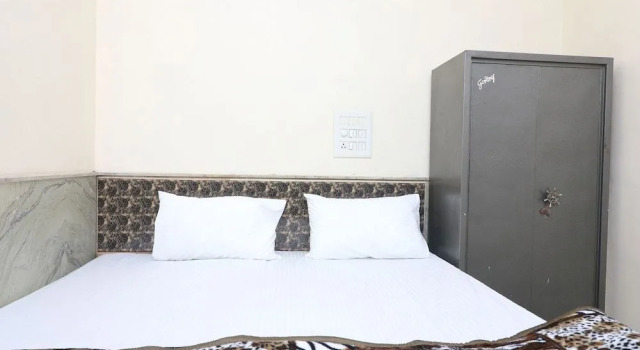 SPOT ON 43881 New Era Guest House