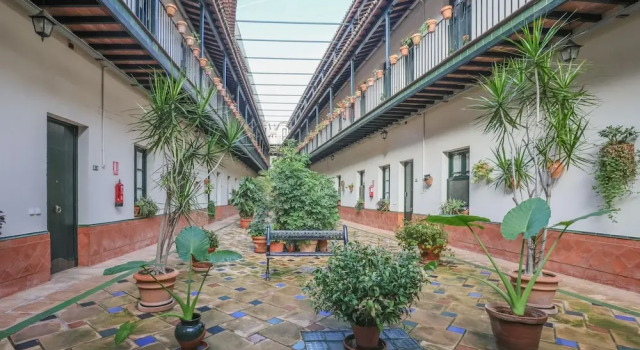 Patio De La Cartuja 2 Pax, Забронировать Отель Севилья провинция Севилья, рядом с La Torre de Don Fadrique