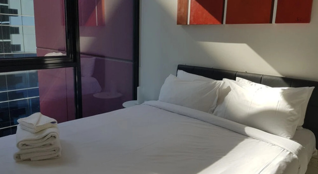 Docklands Style Apartment with 2 Bedroom 1008N, Забронировать Апартаменты/квартира Докландс Мельбурн, рядом с Пристань для яхт «Е»