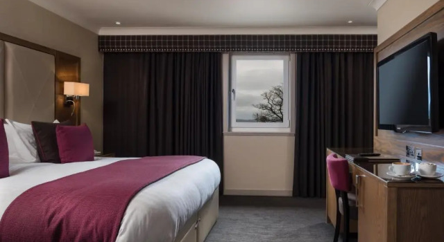 Номер Deluxe Radstone Hotel