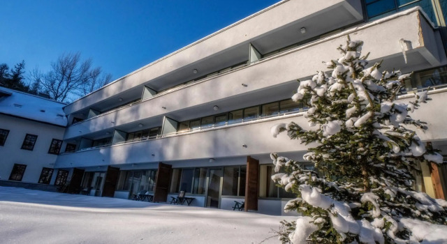 Hotel Murowanica, Забронировать Отель Отели Закопане с парковкой, рядом с Горнолыжный подъемник Kolej linowa Kasprowy Wierch, Парковка
