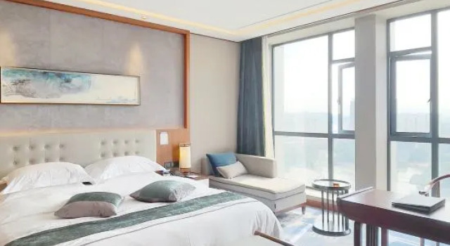 Двухместный люкс Executive с видом на озеро Auspicious Phoenix Hotel