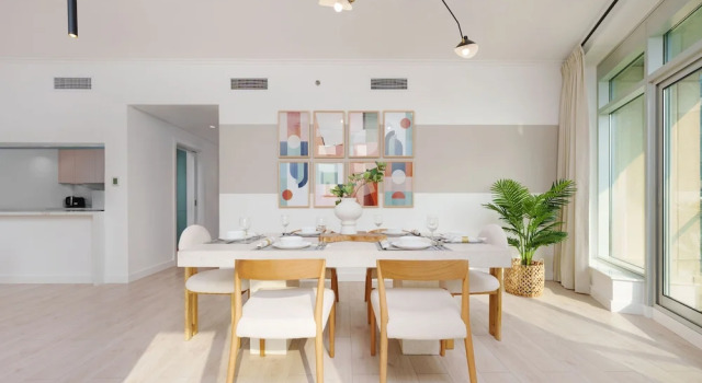 Апартаменты Chic 2BR Downtown Haven w Balcony City Views