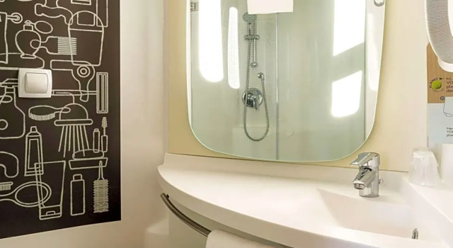 Номер Standard Ibis Aéroport Bâle Mulhouse