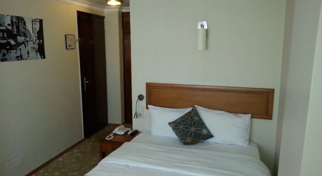 Одноместный номер Standard c 1 комнатой с видом на город Avlonya Hotel