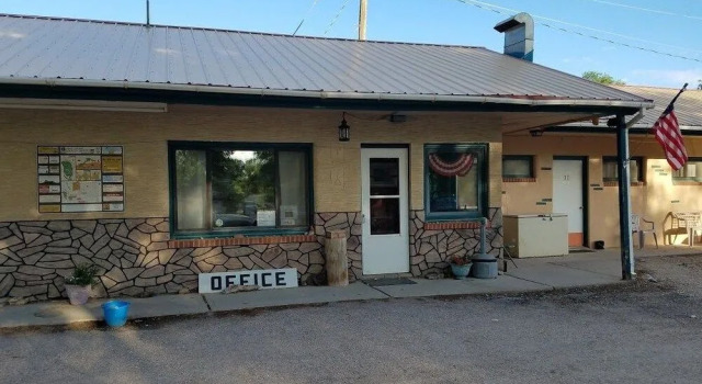 Cowboy Inn, Buchen Sie Hotel Edgemont South Dakota