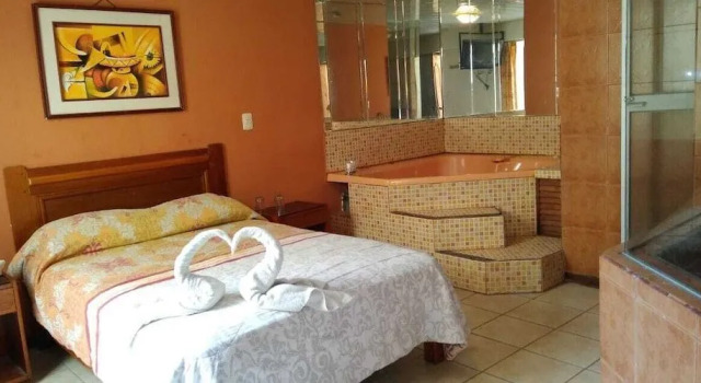 Hotel Spa Luz de Luna, Varaa Lomakeskus Hotellit Provincia de Lima pysäköinnillä, Pysäköinti