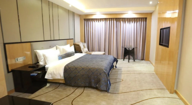 Hua Fei Hotel