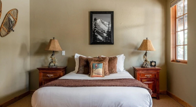 2 Mountain Home 3 Bedroom Home by Moonlight Basin Lodging, Buchen Sie Ferienhaus Big Sky Montana