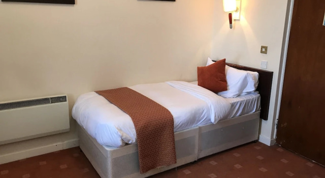 Одноместный номер Standard The Royal Victoria and Bull Hotel