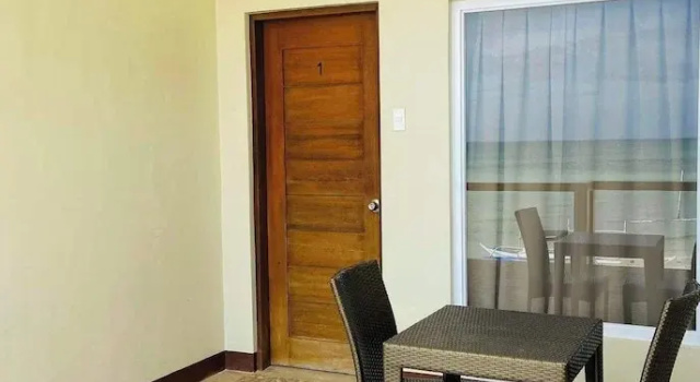 Трёхместный номер Standard Lakawon Island Resort