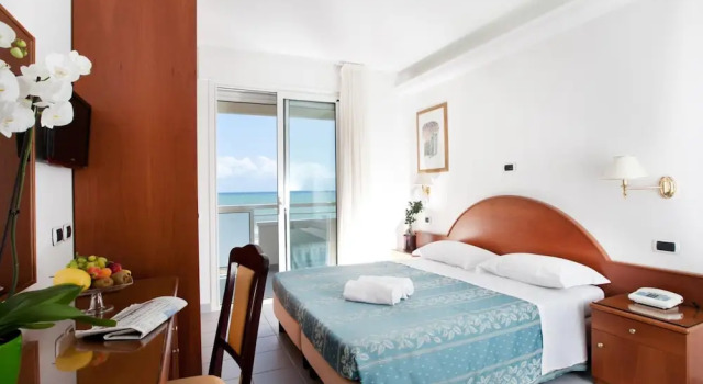 Hotel Belvedere, Varaa Hotelli Hotellit Abruzzo aamiaisella, Aamiainen