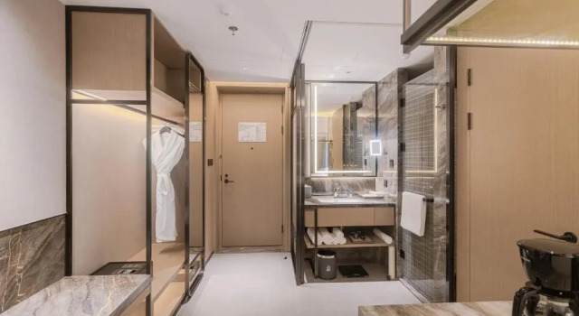 Четырёхместный номер Comfort Four Points by Sheraton Suzhou, Wuzhong