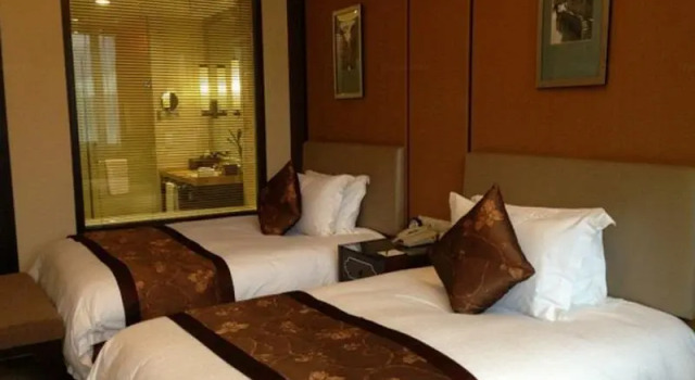 Двухместный номер Deluxe Shaoxing The Xianheng Hotel