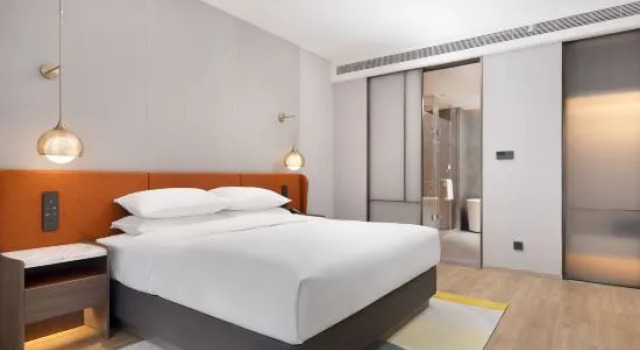 Люкс с видом на сад Home2 Suites by Hilton Liaocheng Dongchang