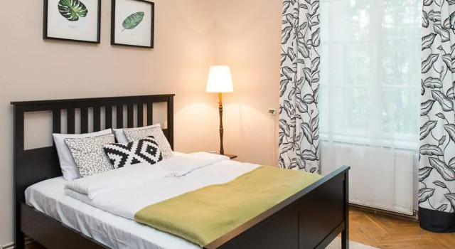 WAWELOVE spacious 3 bedroom apt 1 min to Main Sq!, Забронировать Апартаменты/квартира Апартаменты Кракова, рядом с Церковь Святого Франциска Ассизи, Апартаменты/квартира