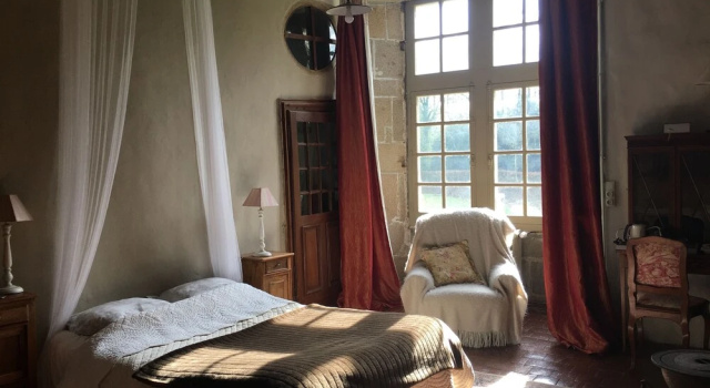 Chateau de Bourgon, Rezerwuj Hotel Hotele w Mayenne z basenem, Basen