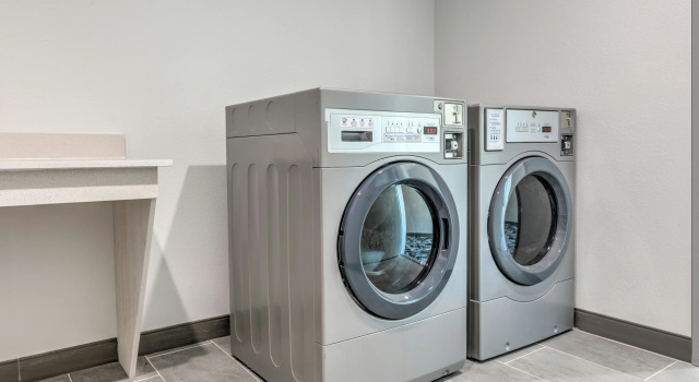 Hampton Inn & Suites Shenandoah The Woodlands, Tx, Забронировать Отель Отели Те-Вудлендс с бассейном, рядом с Вудфорест Нешнел Банк Стадиум энд Нататориум, Бассейн