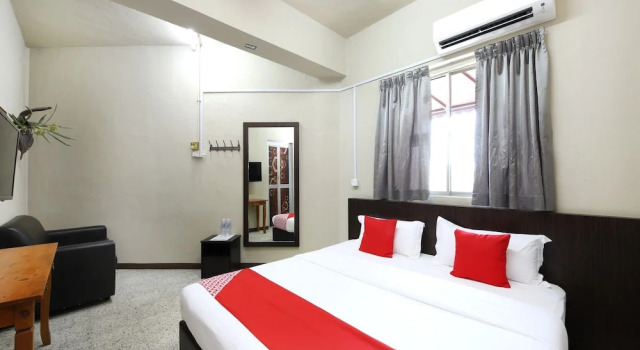 Двухместный номер Deluxe OYO 507 Aikka Hotel