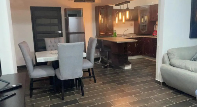 Agradable y caluroso apartamento de 3 recamaras y 2 Baños Completos recién remodelado, Rezerwuj Apartament Apartamenty w Morelia, Apartament