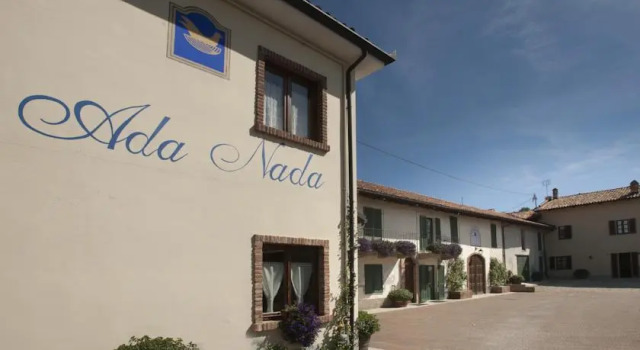 Ada Nada Agriturismo, Prenota Hotel Treiso Langhe