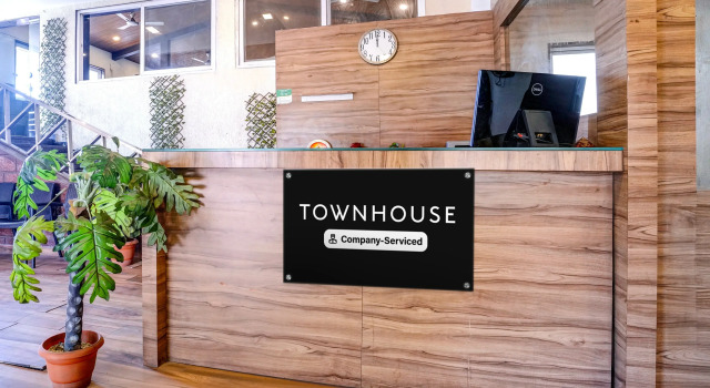 Super Townhouse Mahabaleshwar Formerly Shiva's Valley, Varaa Hotelli Hotellit New Delhi uima-altaalla, Uima-allas