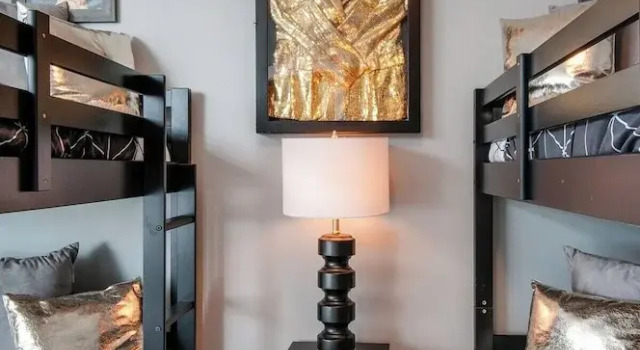 King Queen 2 Homes - 24 Beds City Views, Prenota Casa vacanze Hotel a Tennessee con parcheggio, Parcheggio