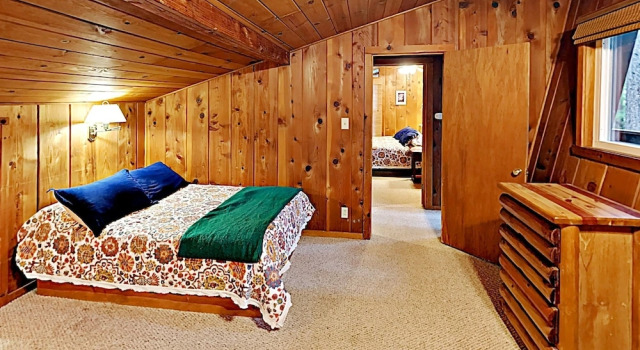 Becky's Boathouse 3BR by RedAwning