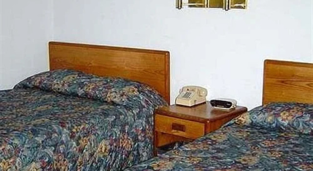 Economy Inn Plymouth, Prenota Hotel Plymouth Indiana