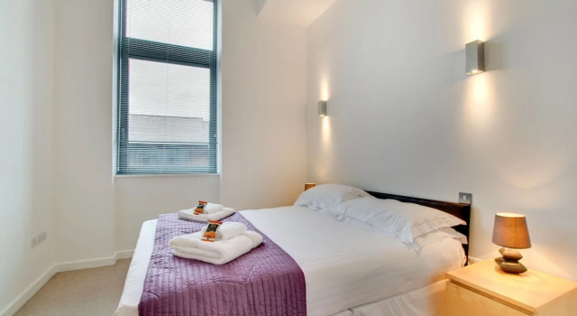 Modern 2 Bedroom Apartment City Centre