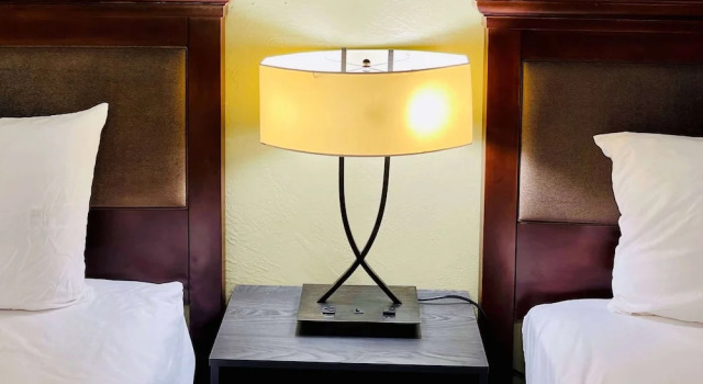 Четырёхместный номер Standard Baymont by Wyndham Fort Bragg
