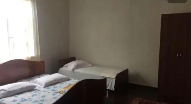 Otdykh V Chastom Sektore, Забронировать Отель Гагра Гагрский район, рядом с Железнодорожный вокзал Гагра
