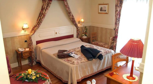 Relais Villa Oteri, Book Villa Villaer i Bacoli, Villa