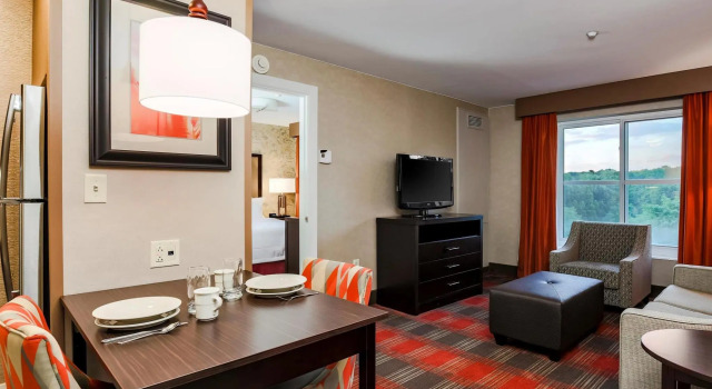 Люкс с 2 комнатами Homewood Suites by Hilton Long Island-Melville