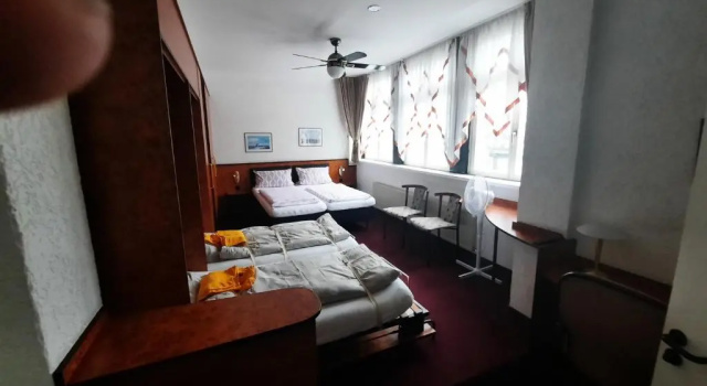 Четырёхместный номер Standard Hotel Corveyer Hof