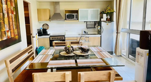 Pico de Loro 2 BD Garden Loft with Lagoon View, Забронировать Отель Назугбу 
