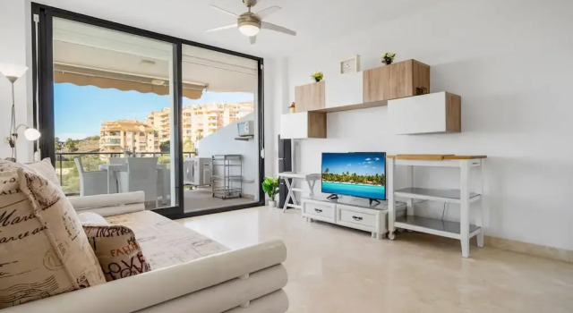 Cozy Getaway With Pool in Riviera del Sol - Ref 99