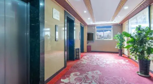 Ziding Longsheng Hotel (Zhengzhou Zijingshan Subway Station Branch), Rezervovat Hotel Čeng-čou Henan