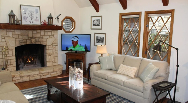 Nobody's Perfect -In the Heart of the Golden Rectangle - 5 blockss to Beach and Town no hills!, Prenota Casa vacanze Carmel Highlands Indiana